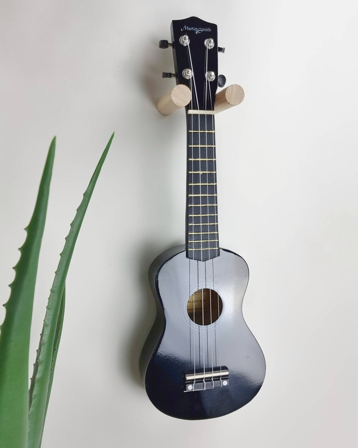 Oak Floating Ukulele Holder Wall Mount / minimalist simple Ukulele / Guitar rack